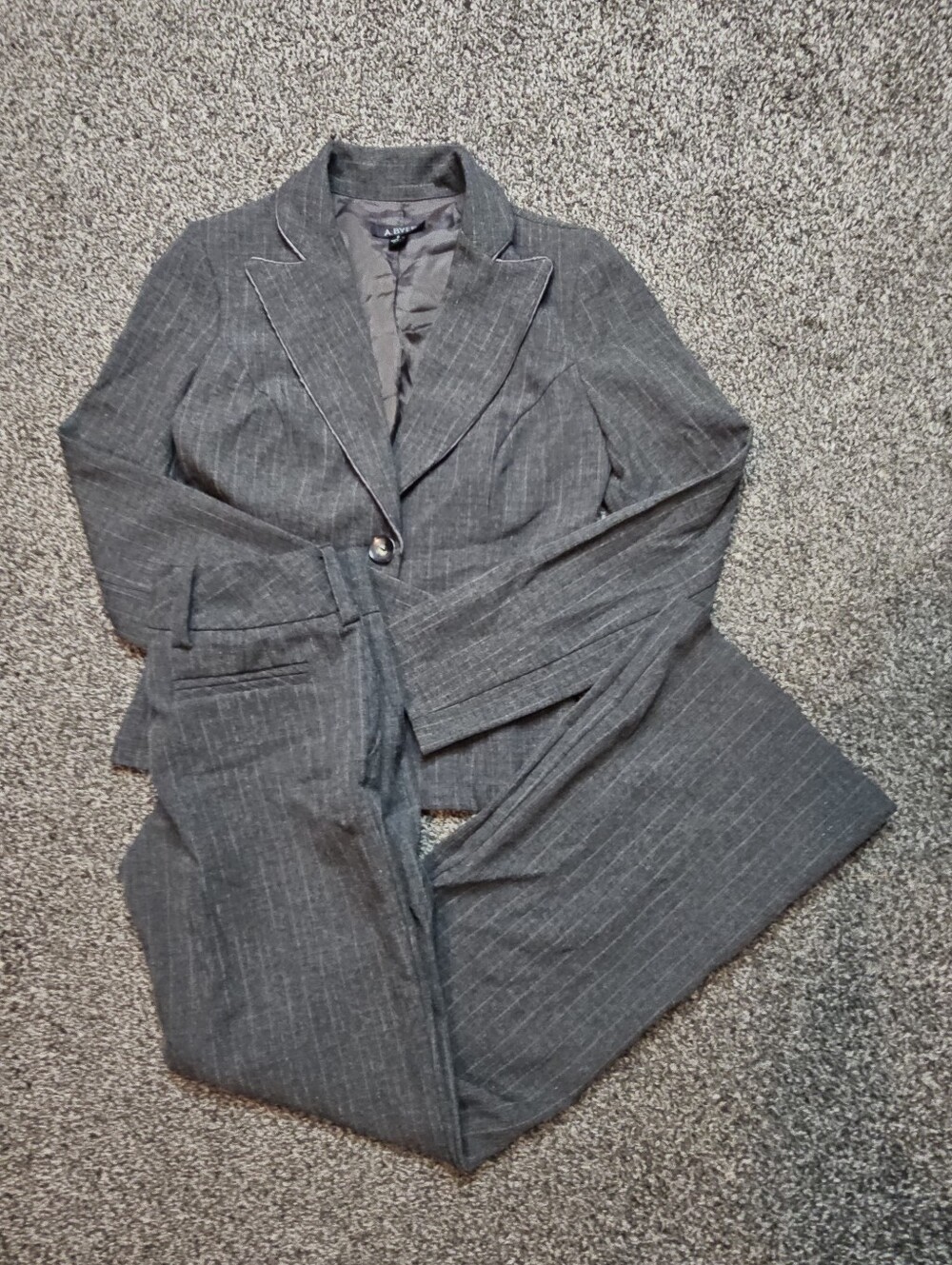 Vintage A. Byer Gray Pinstripe Pant Suit sz Small